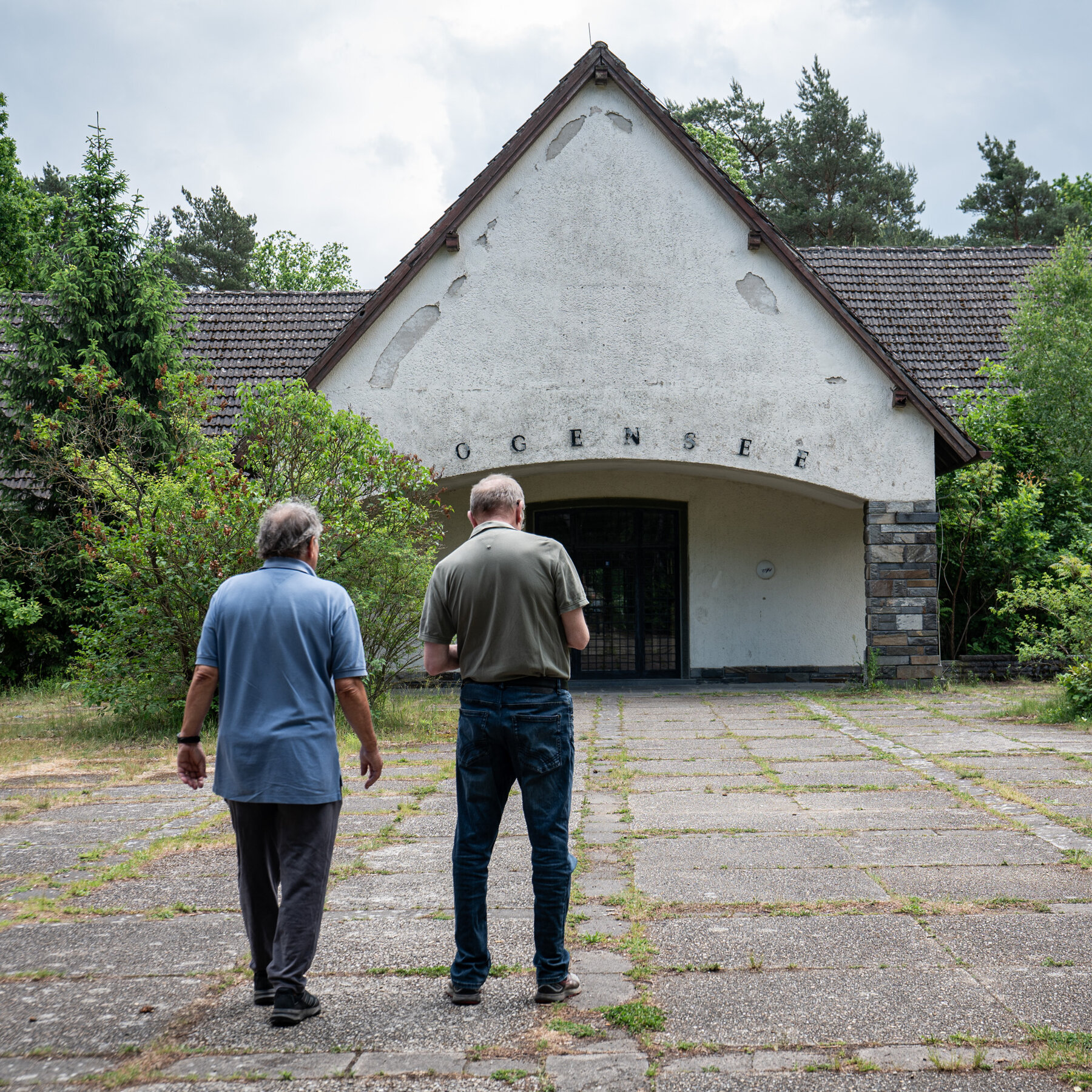 A Nazi Villa So Tainted Berlin Can’t Give It Away