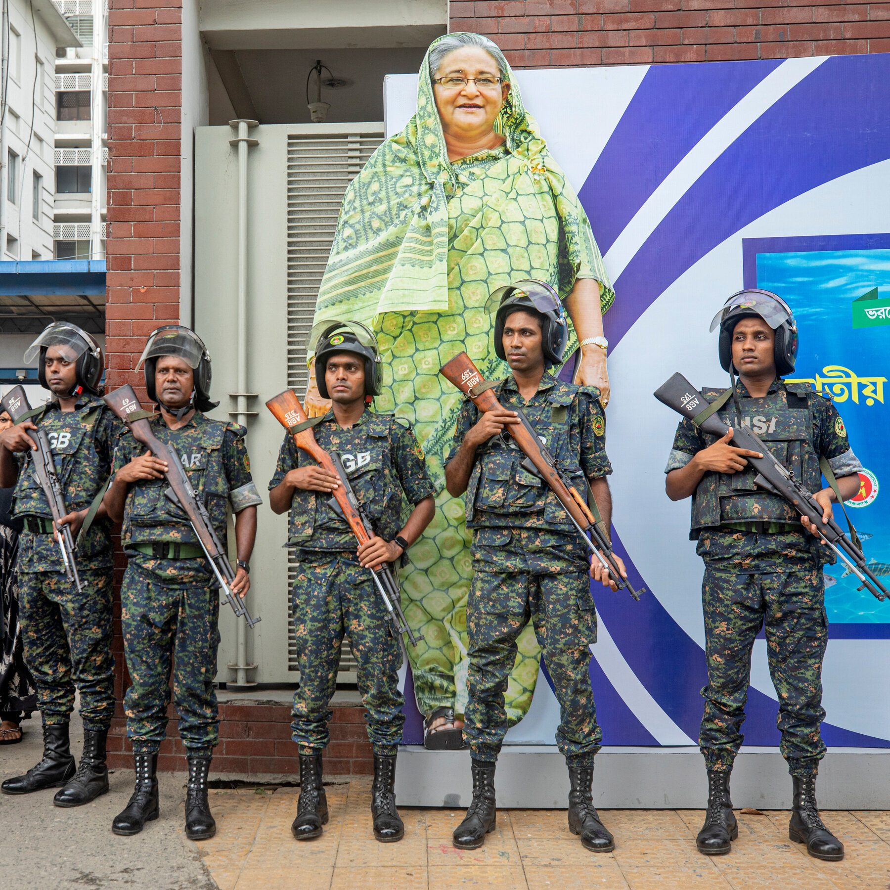 How Will the Bangladesh Army Respond to Student Protests?