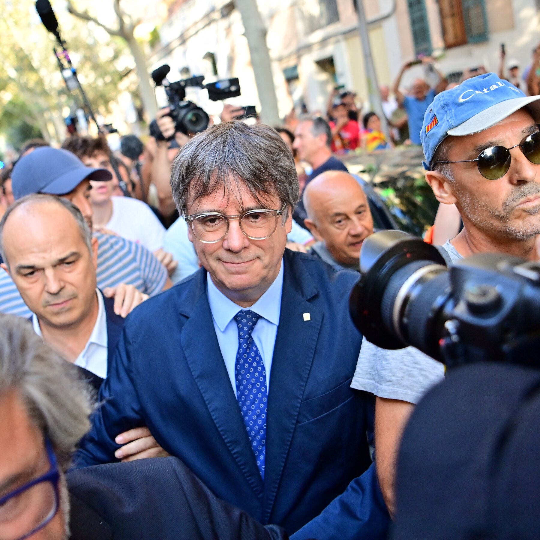 Carles Puigdemont Returns to Catalonia, Defying Spanish Arrest Warrant