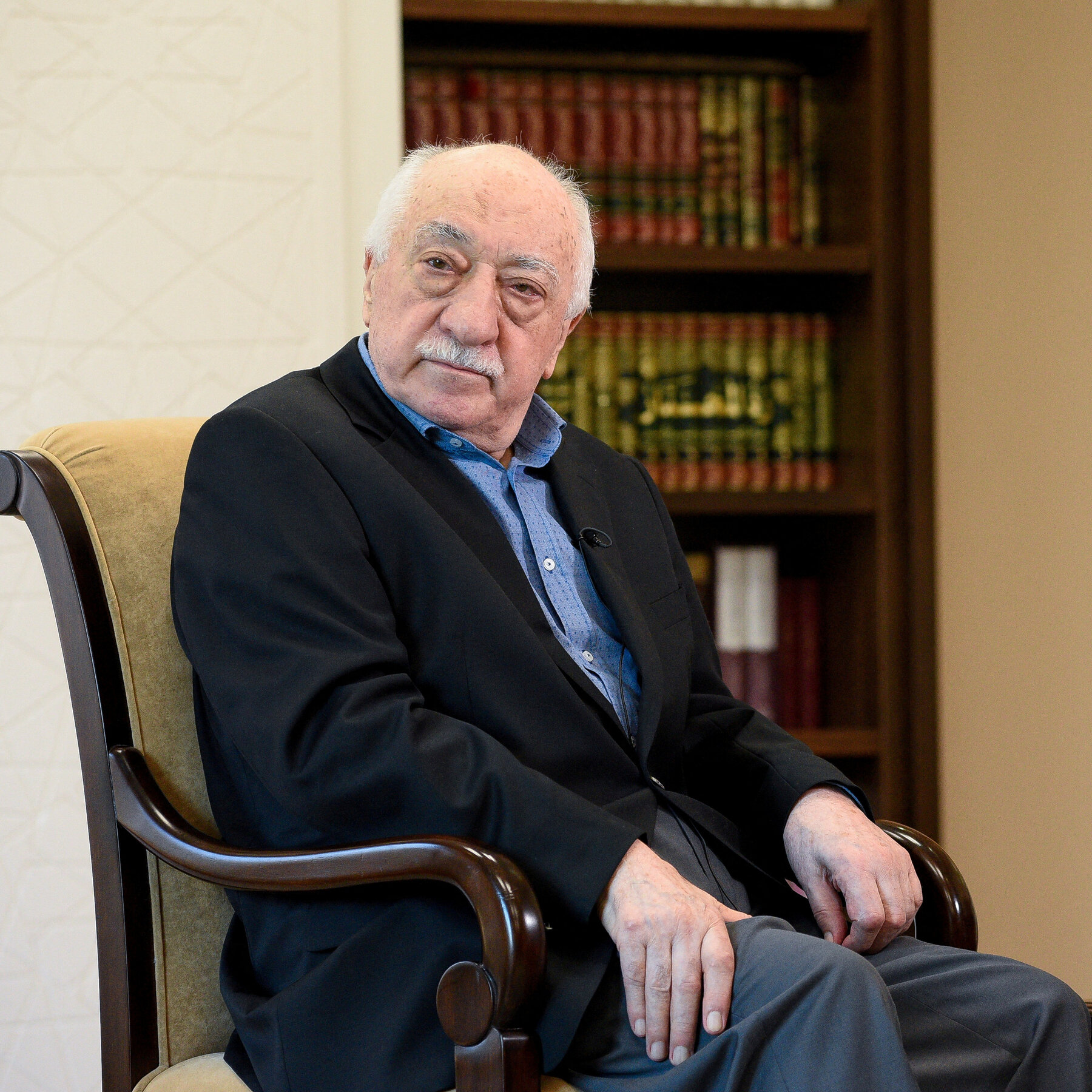 Fethullah Gulen, Turkish Cleric Accused of Coup Attempts, Dies