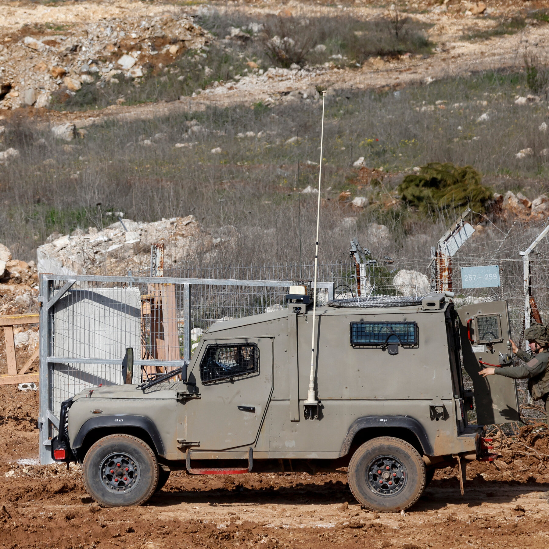 As Deadline for Withdrawal Lapses, Israel Says It Will Stay in Southern Lebanon